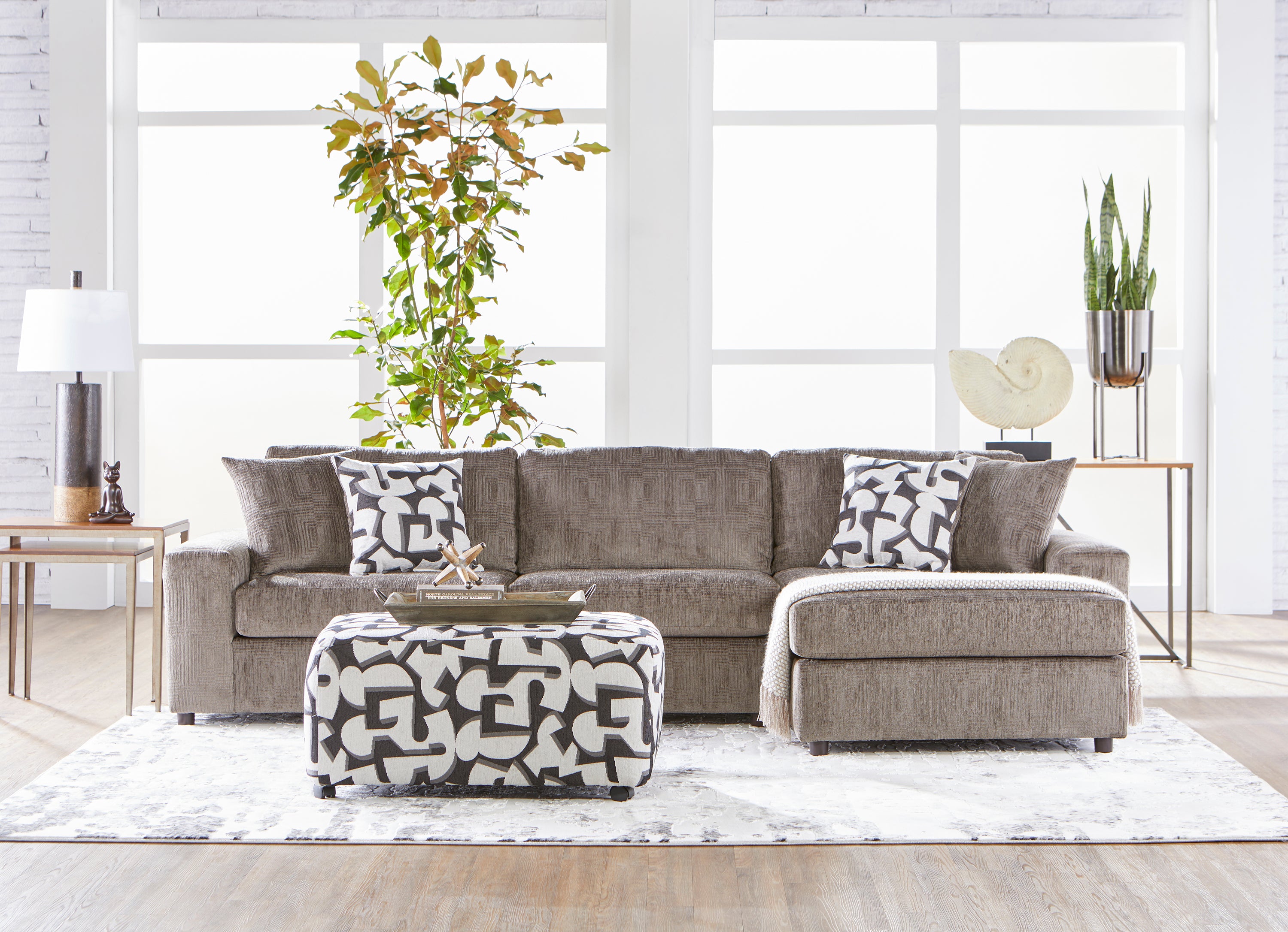 Bon Sectional