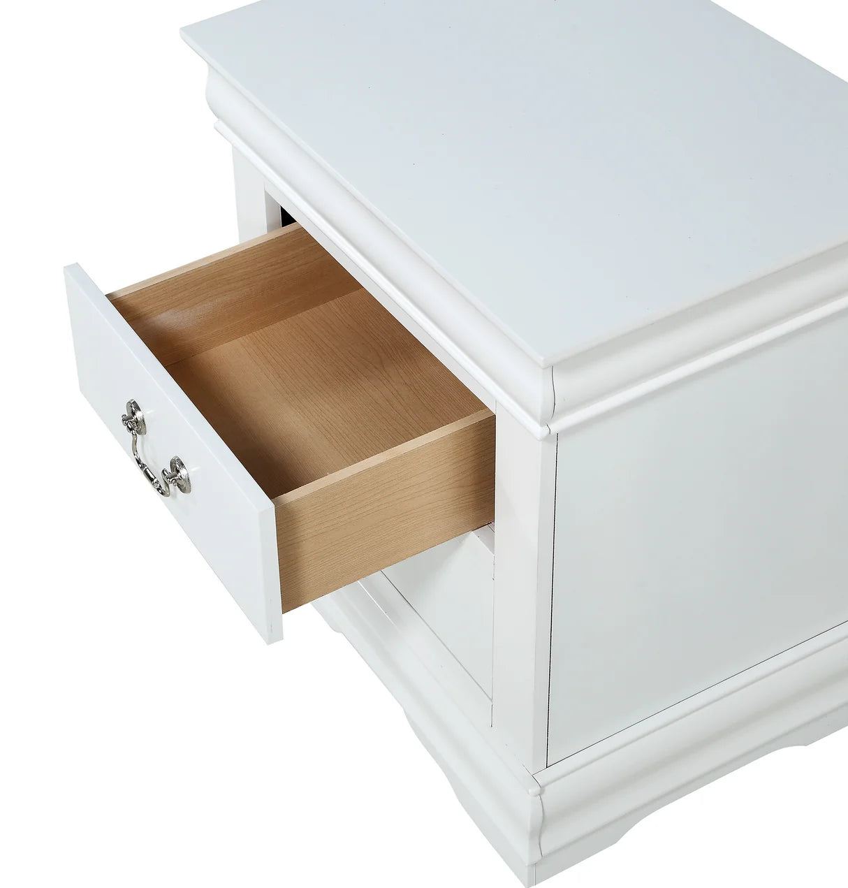 Louis White Sleigh Bedroom Set