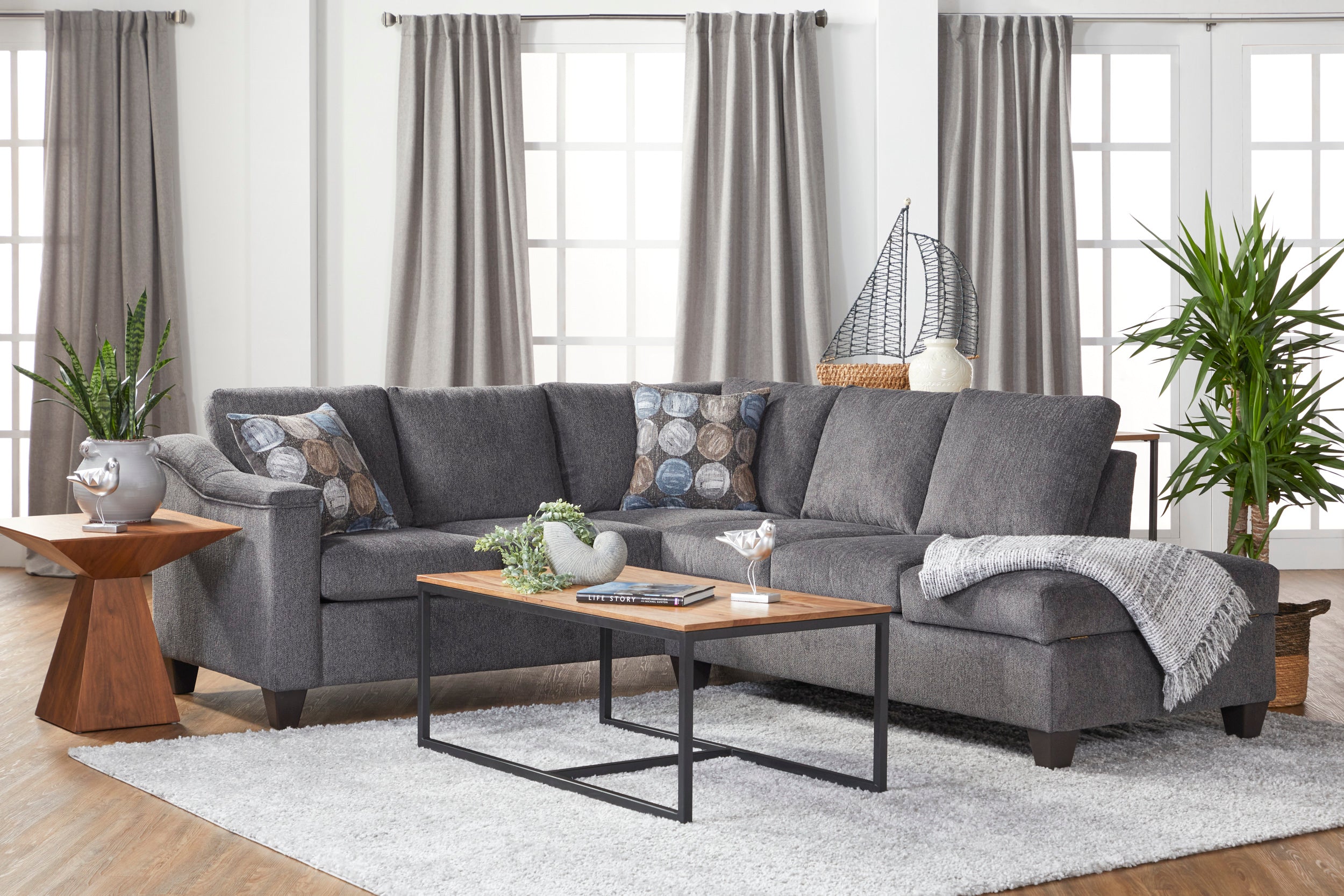 Illusion Sectional